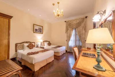 Grand Executive Twin, vue ville ou vue piscine — Hotel Grand Saigon